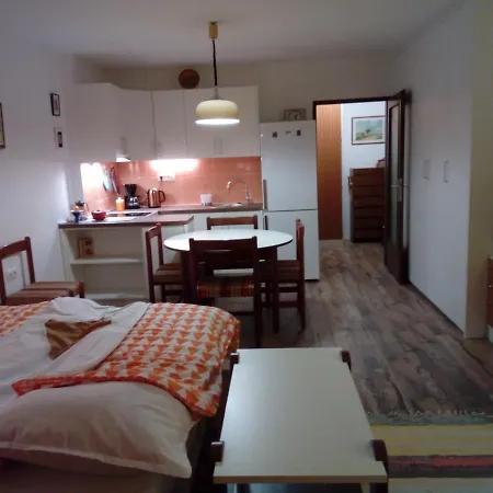 Apartman Veriga